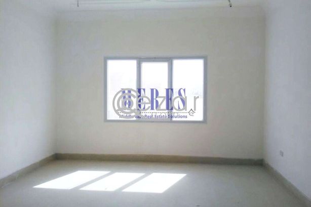 5 Bedroom Stand Alone Villa in Al Waab - صورة %index%