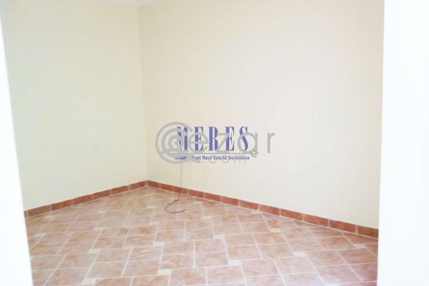 5 Bedroom Villa in a Compound in Abu Hamour photo %index%