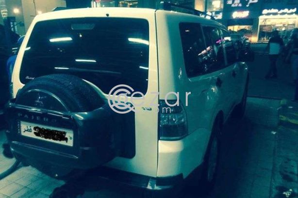 Mitsubishi Pajero 2009 - صورة 1