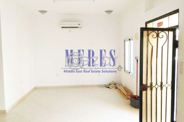 5 Bedroom Unfurnished Villa in Al Waab - صورة %index%