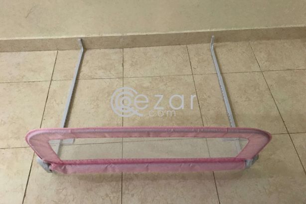 Kids bed rail photo 1