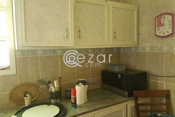 1 BHK ABUHAMOR FULL FURNISHED only family- 4 months photo 2
