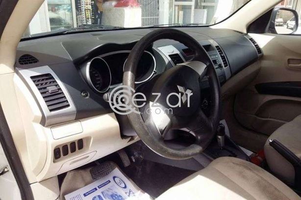 Mitsubishi outlander. Model 2008. Km 210. No accident. - صورة 1