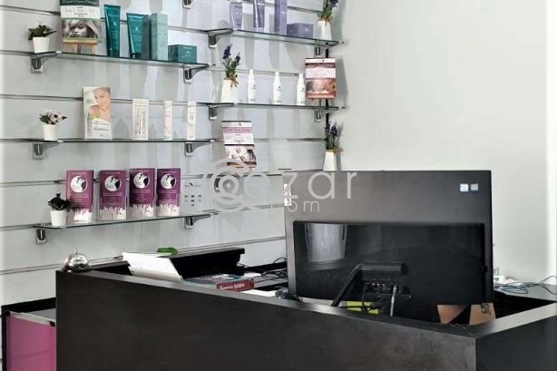 Established Ladies Salon for Sale photo %index%