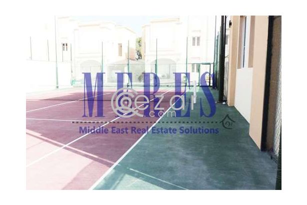 5 Bedroom Villa in A Compound in Muraikh - صورة %index%