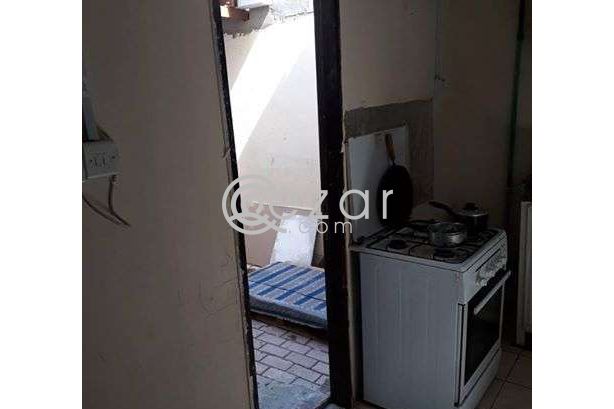 Temporary Fully Furnished 1BHK Available photo %index%