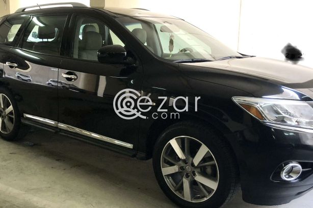 Nissan Pathfinder SV 2013 model for immediate sale photo 2