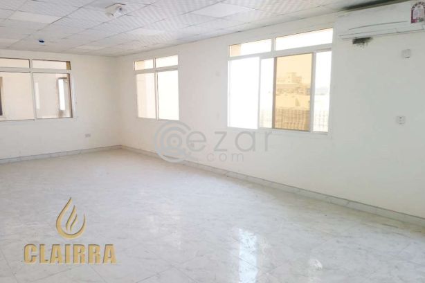 New Ideal Labor Camp with Lift and Offices photo %index%