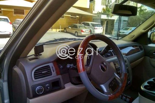 يوكن 2010 للبيع بسعر مغري - صورة 2