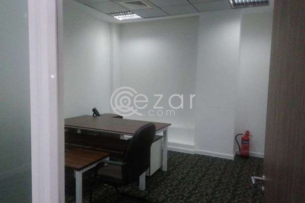 للايجار مكاتب مفروشة في بيزنس سنتر بالدائري الثالث photo %index%
