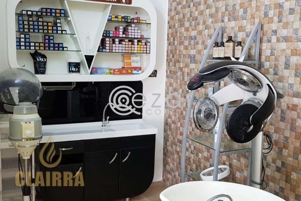 Furnished Beauty Salon with All Facilities photo %index%