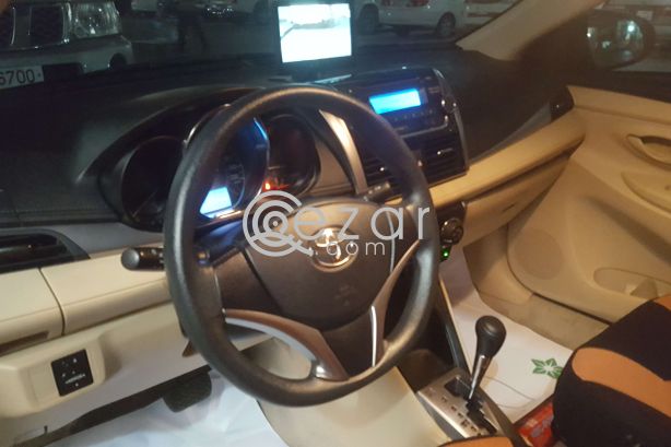 Toyota Yaris 2015 (RED) photo 5