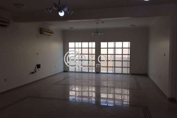 Spacious 5BR SF Villa for Family in a compound - صورة %index%