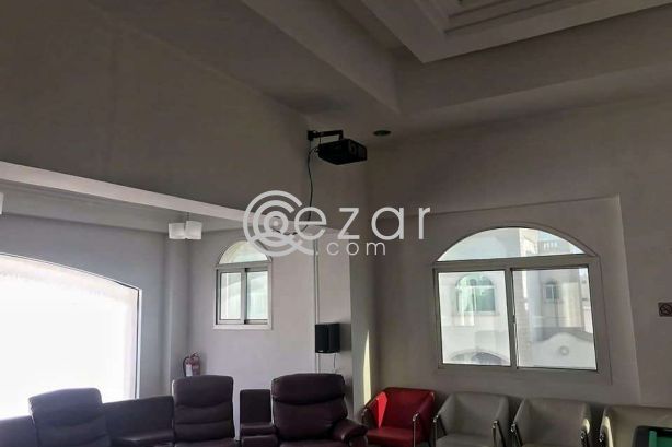 Villa for rent 2 hall, 5 bedrooms, 4 bathrooms and kitchen - صورة %index%