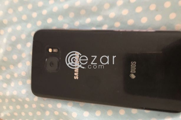 Like brand new Samsung s7 edge photo 3