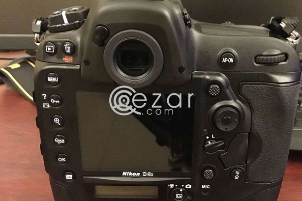 Nikon D4S for sale (mint) photo 1