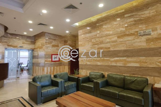 LUXURY WELL FURNISHED FLAT WITH LOW RENT - صورة %index%