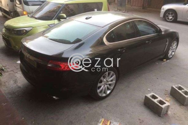 Jaguar XF 2009 photo 5
