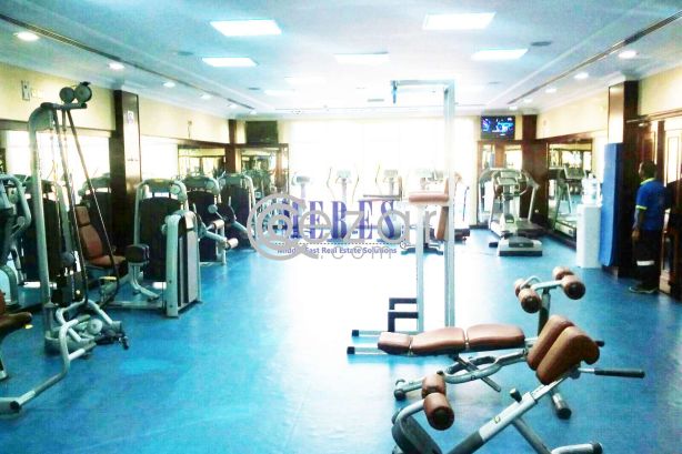 5 Bedroom Compound Villa in Abu Hamour - صورة %index%