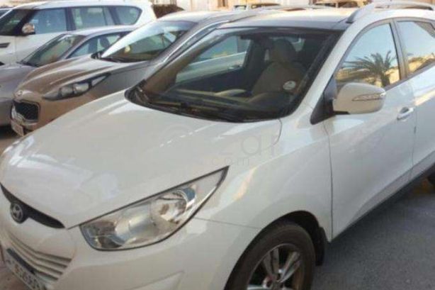 Hyundai Tuscon SUV 2014 - صورة 3