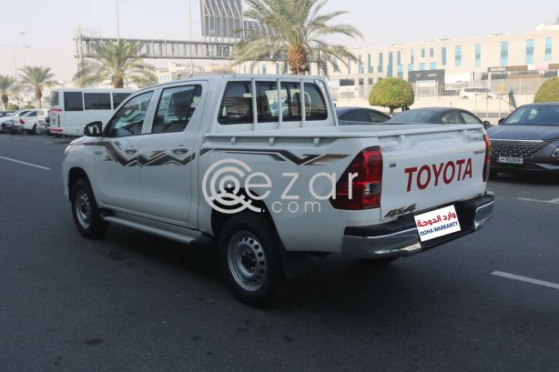 Toyota HILUX 2024  4x4 photo 3