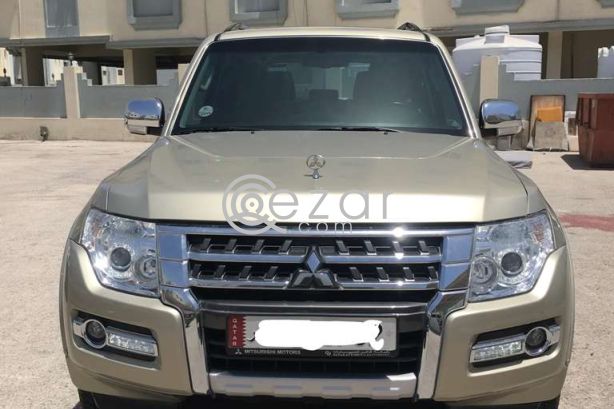 Mitsubishi Pajero 3.5L 2015 Model photo 3