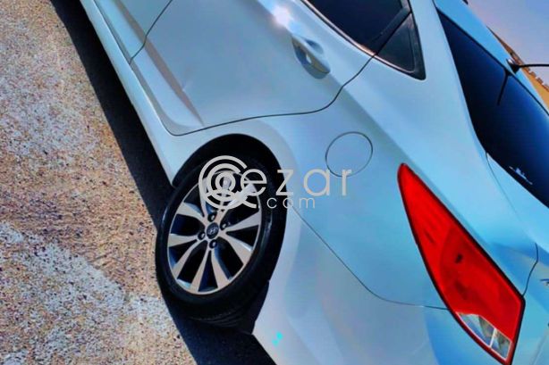 Hyundai Accent - صورة 3