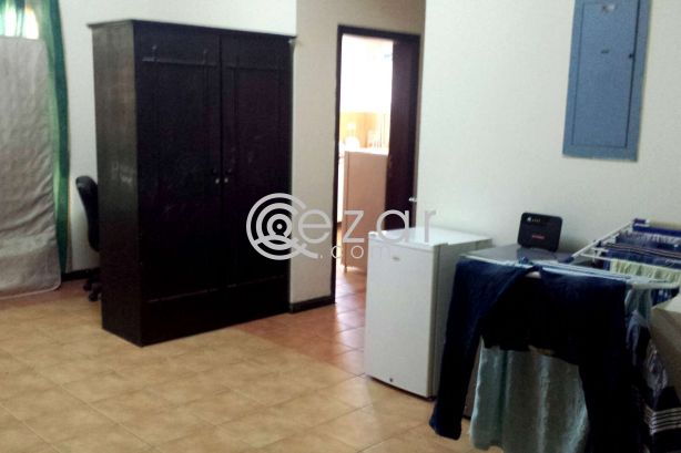 Fully Furnished Bed Space Available for Executive Bachelor photo 2