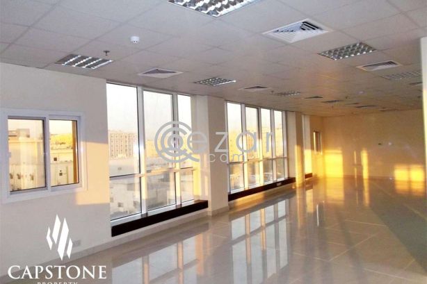 Spacious Office Space located in Najma photo %index%