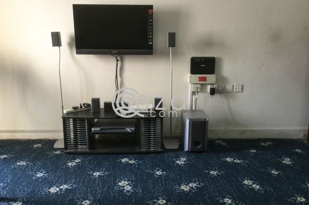 Accommodation available for Ex. Bachelor/Couple photo 3