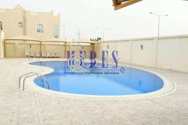 3 Bedroom Villa in A Compound in Muraikh - صورة %index%