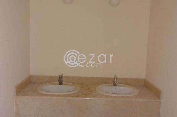 For rent villa for bachelor with AC 12 bedrooms - صورة %index%