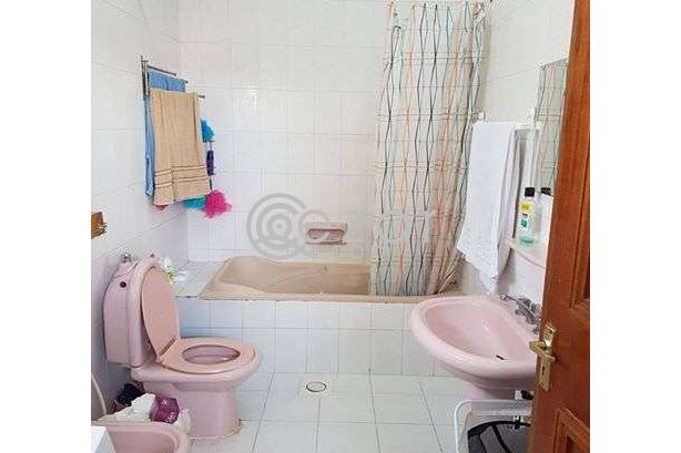 very nice family 1BHK available behind the mall/lulu hyper D-ring road photo %index%