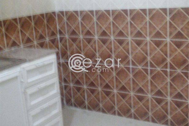 Very Nice Location 1 Bedroom for rent in Ain Khalid photo 1