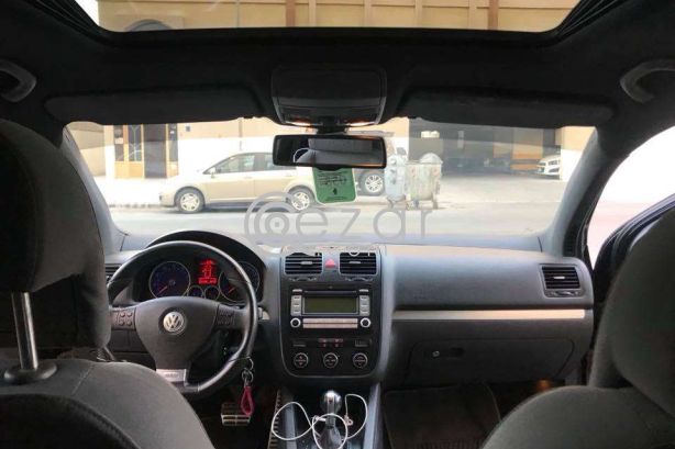 2009 Volkswagen Golf GTi 24,000 QAR - صورة 4