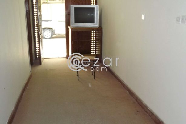 Executive Bachelor Fully Furnished (Sharing) rooms - Mamoura, Near Salwa Road photo 1