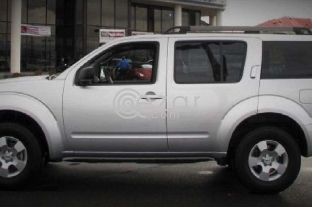 2009 Nissan Pathfinder photo 1