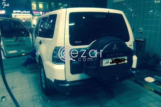 Mitsubishi Pajero 2009 - صورة 2