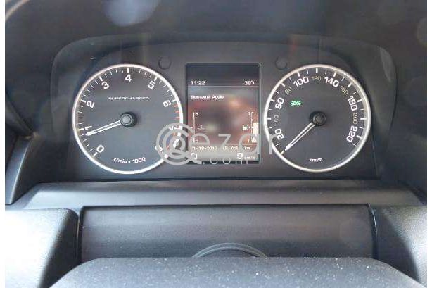 Full option 8 cylinders range Rover sport photo 3