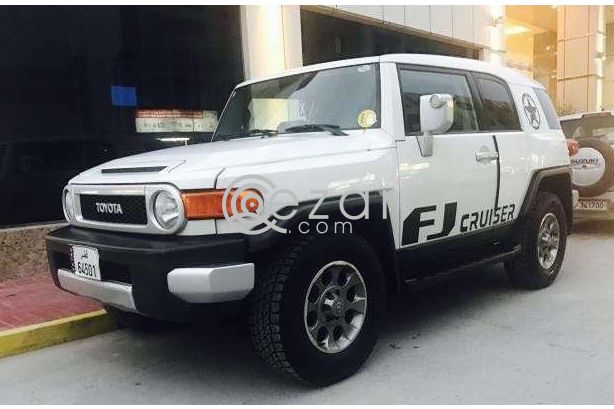2012 perfect FJ cruiser main condition - صورة 3