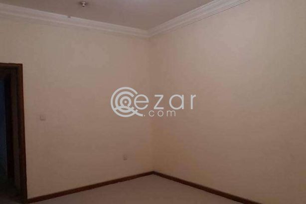 1 BHK for rent in a villa for family only photo %index%