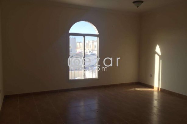 For rent a family villa in Al-Khaisa new villa photo %index%