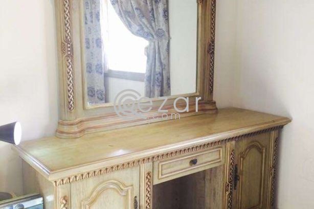 package; Bed king size+Dressing Table+Cupboards photo 2