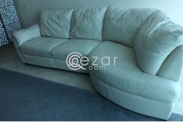 Beds and furniture photo 1