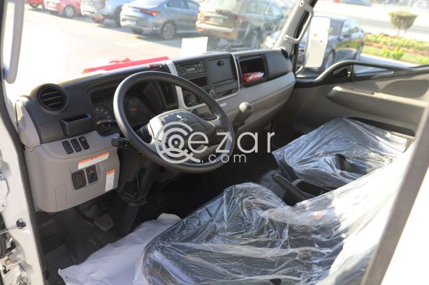 Mitsubishi Fuso Canter 2024 photo 6