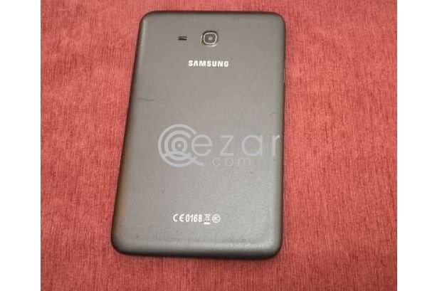 8GB Samsung Tab3 photo 1