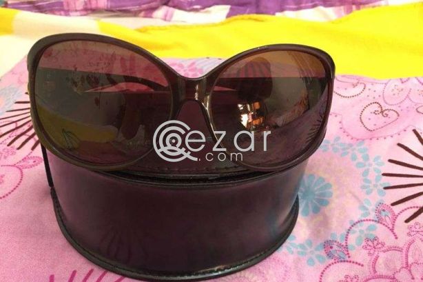 Authentic MARC JACOBS SG FOR WOMEN photo 4