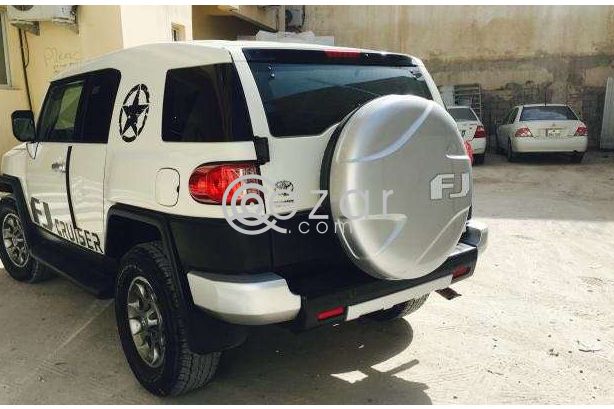 2012 perfect FJ cruiser main condition - صورة 10
