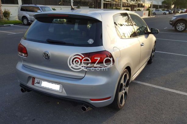 VOLKSWAGEN Golf GTI 2010 DSG - صورة 2