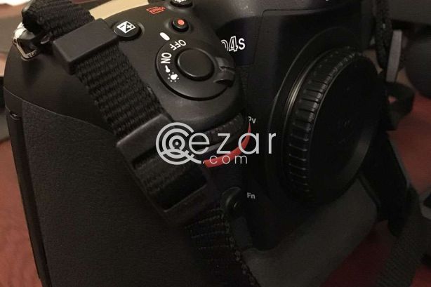 Nikon D4S for sale (mint) photo 4